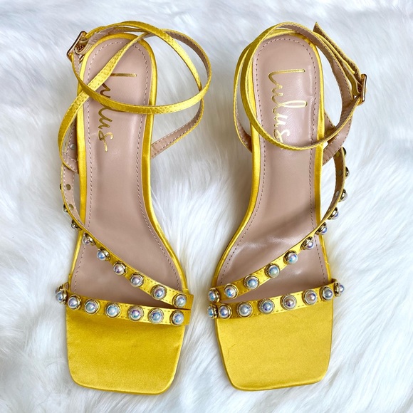 NIB Lulu’s Size 8 Daffodil Yellow Satin Pearl Studded Strappy Heeled Sandals - Picture 6 of 14